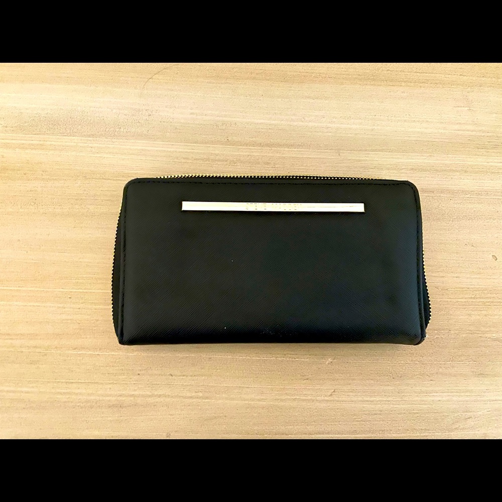 Steve Madden Wallet